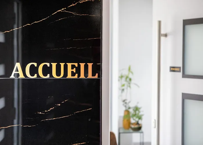 L'eclipse Spa Jacuzzi Cinema Jeux Colmar Lägenhet